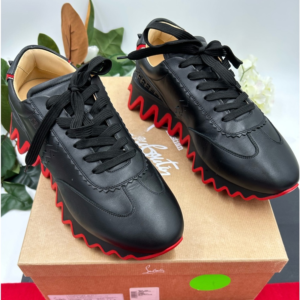 Men’s Christian Louboutin Loubishark sneakers size 44.5 made in Italy.